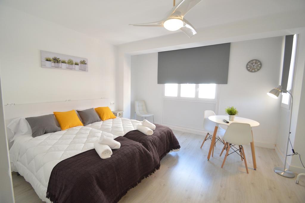 Tarragona Suites Marquesa Екстериор снимка