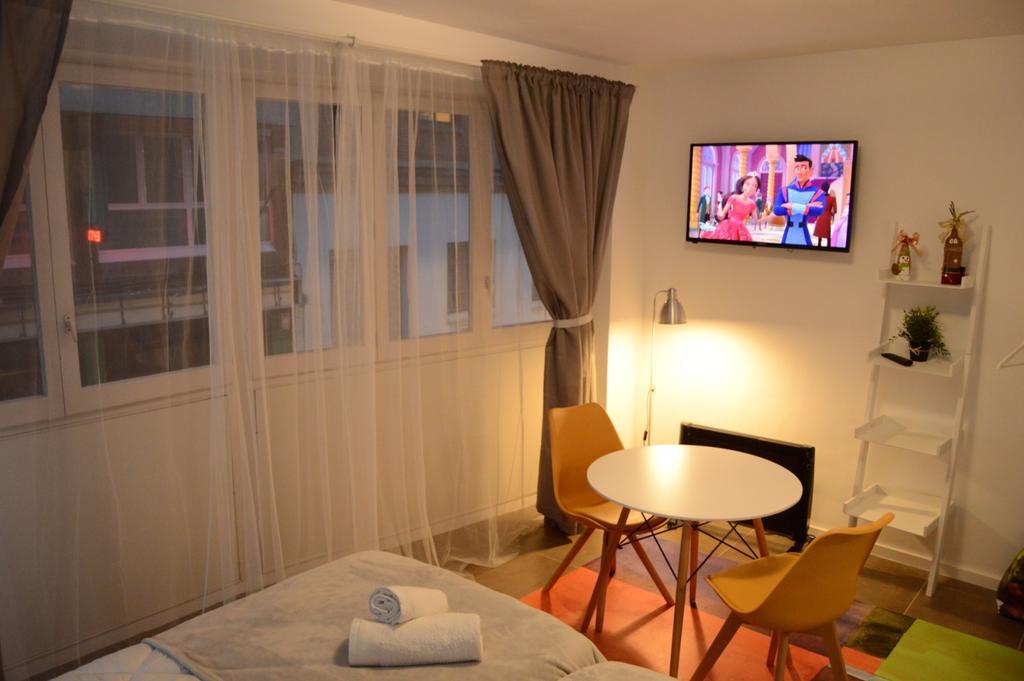 Tarragona Suites Marquesa Екстериор снимка